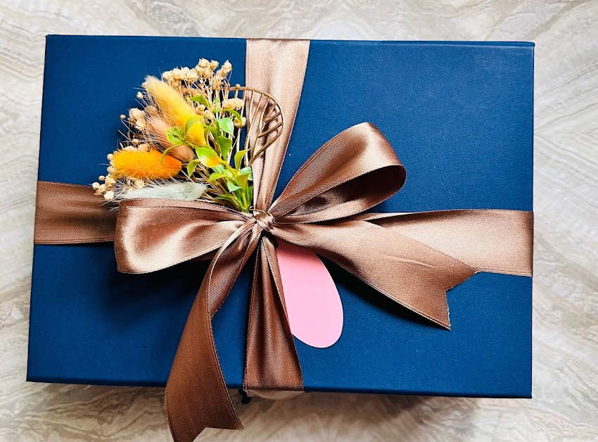 Premium Gift Wrapper